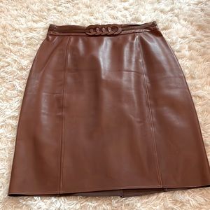 Stunning double face leather skirt from Agnona